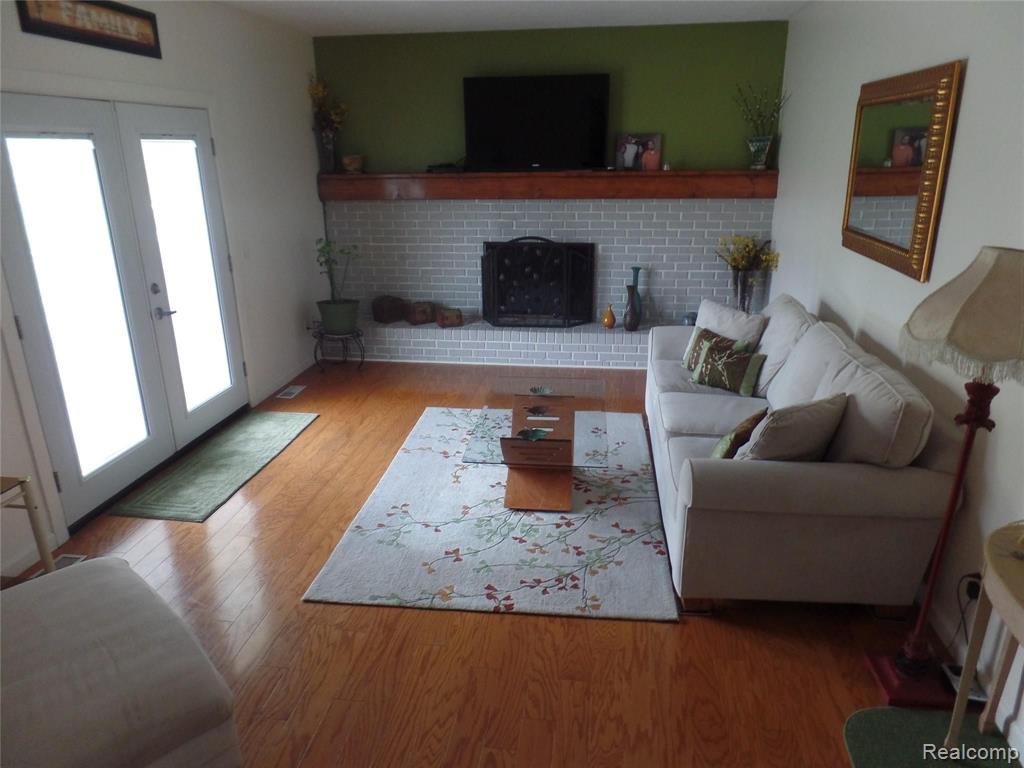 5779 Pinckney Road Howell, MI 48843 - Photo 16 of 24