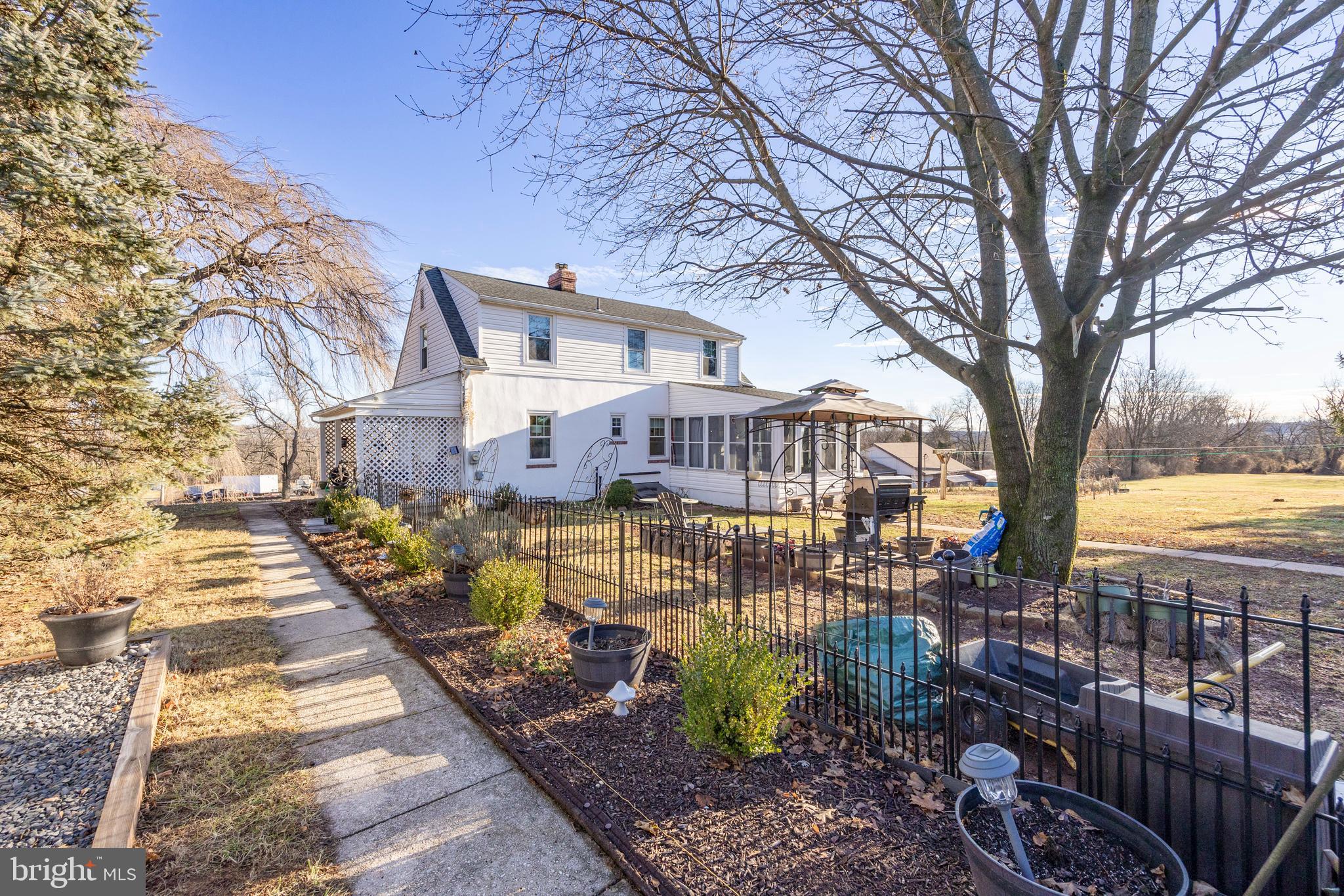 2348 New Schuylkill Road Pottstown, PA 19465 - Photo 3 of 52 Gallery Image 3