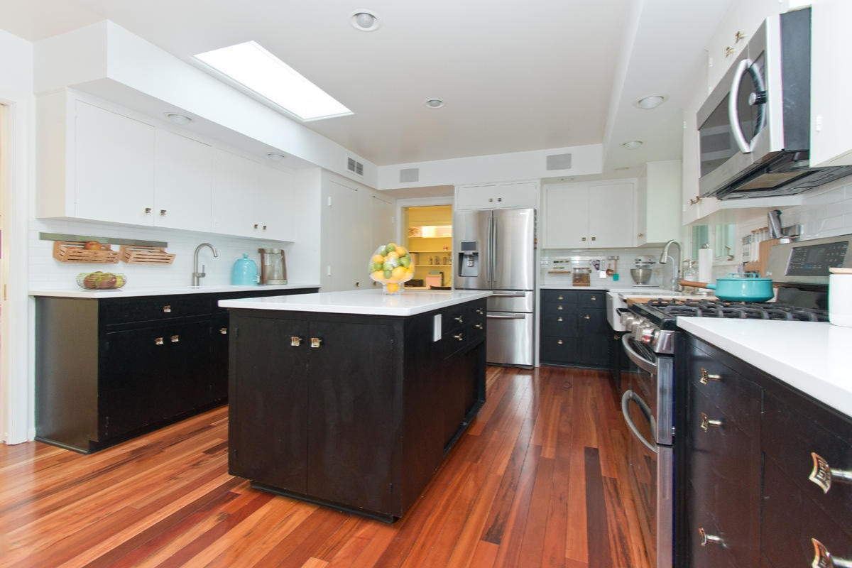 3434 Cascade Road Southeast Grand Rapids, MI 49546 - Photo 28 of 75 Kitchen