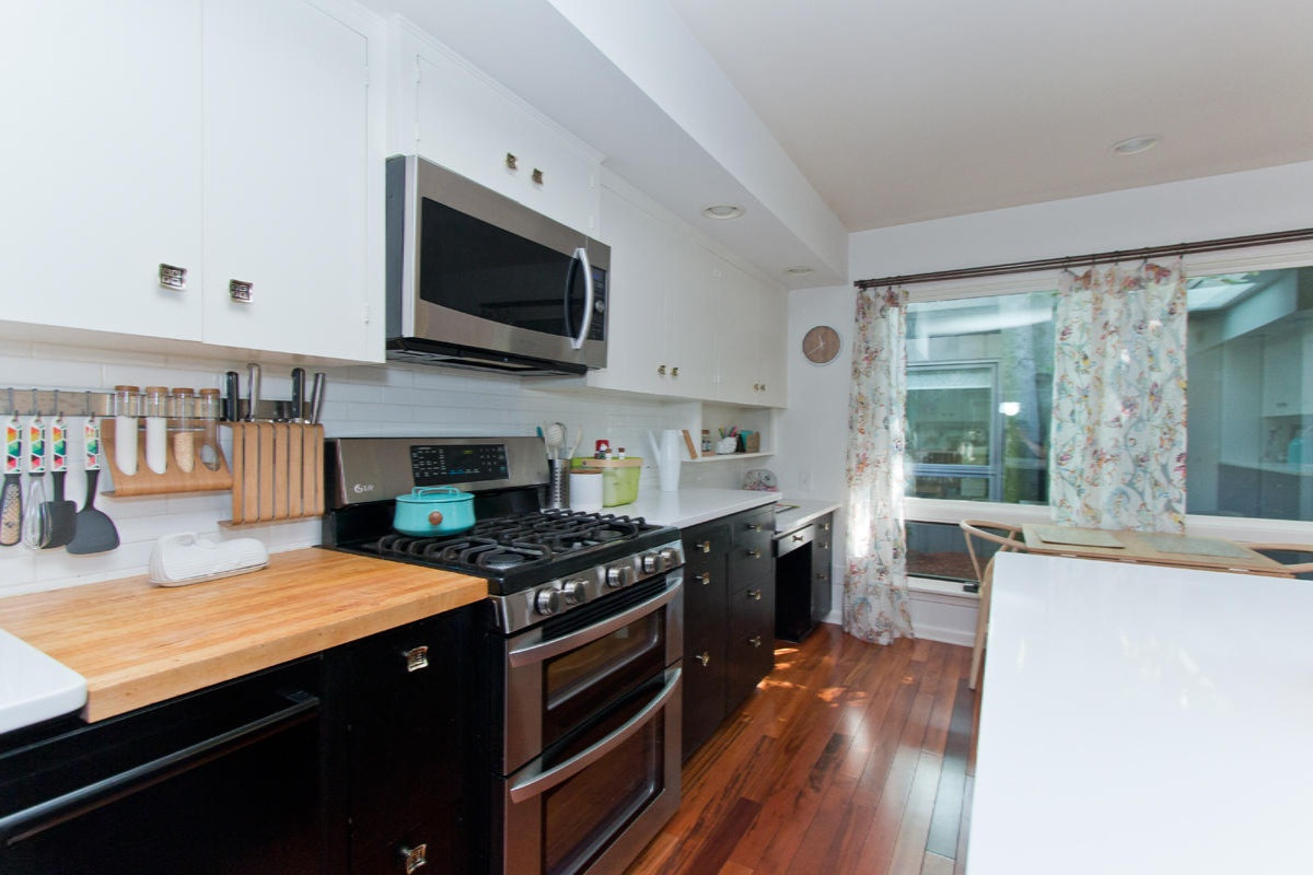 3434 Cascade Road Southeast Grand Rapids, MI 49546 - Photo 36 of 75 Kitchen