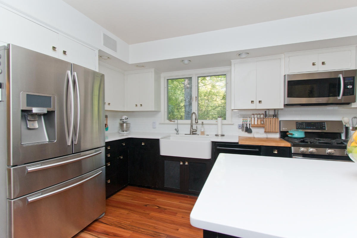 3434 Cascade Road Southeast Grand Rapids, MI 49546 - Photo 37 of 75 Kitchen