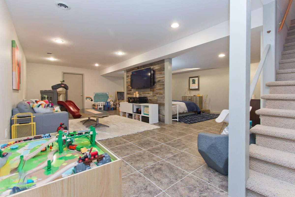 3434 Cascade Road Southeast Grand Rapids, MI 49546 - Photo 59 of 75 Family Rec Room