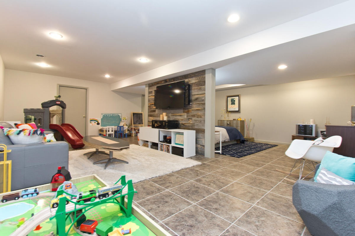 3434 Cascade Road Southeast Grand Rapids, MI 49546 - Photo 61 of 75 Family Rec Room