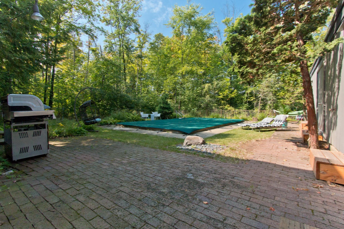 3434 Cascade Road Southeast Grand Rapids, MI 49546 - Photo 69 of 75 Pool
