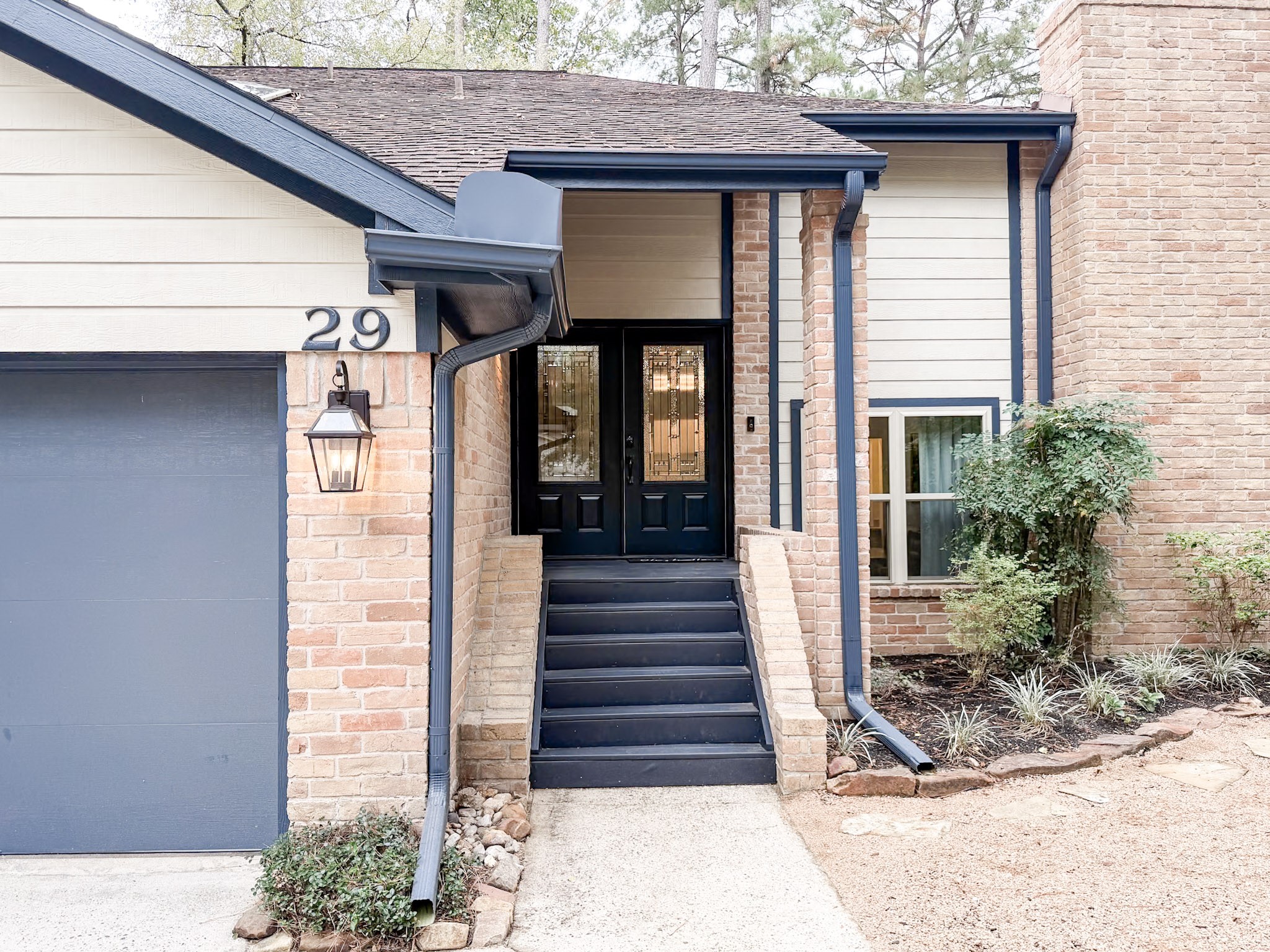 29 Pinewood Forest Court Spring, TX 77381 - Photo 2 of 48 a front view of a house