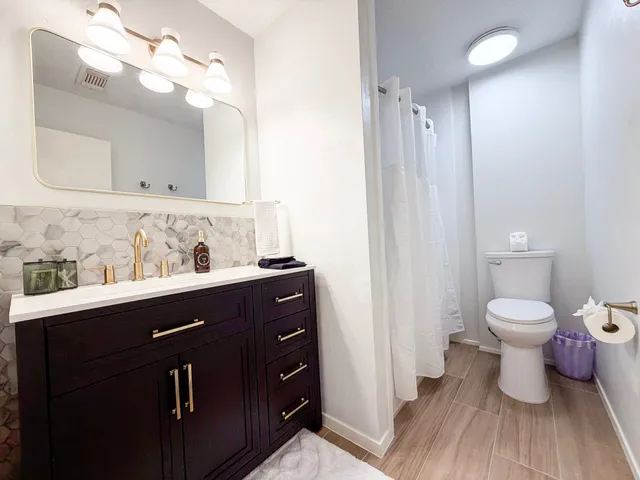 $5,400 | 29 Pinewood Forest Court, The Woodlands, TX 77381