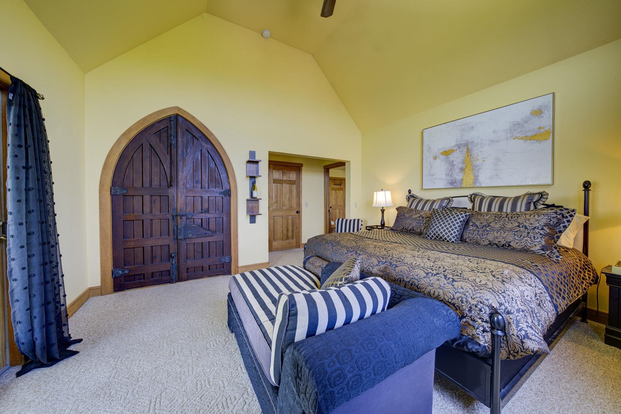 10702 East Hilltop Road Suttons Bay, MI 49682 - Photo 27 of 92