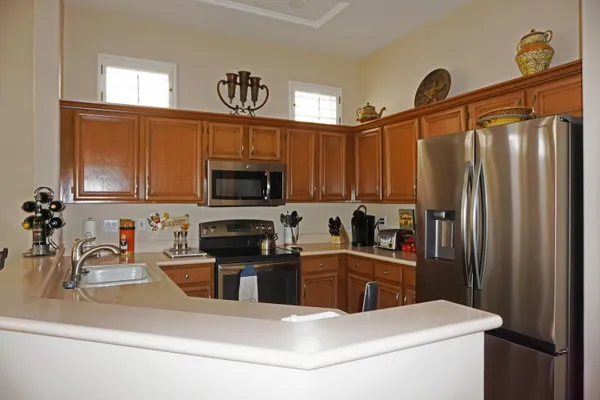 $2,900 | 78590 Pleasant Drive, Palm Desert, CA 92211