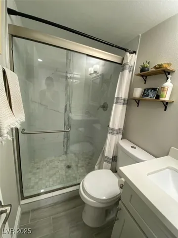 $3,700 | 3011 Burton Avenue, Las Vegas, NV 89102