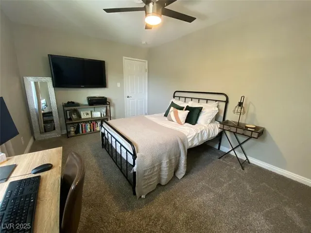 $3,700 | 3011 Burton Avenue, Las Vegas, NV 89102