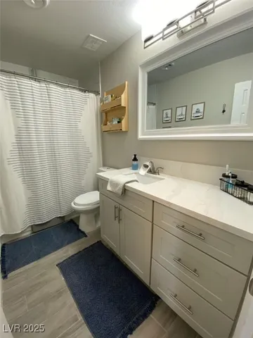 $3,700 | 3011 Burton Avenue, Las Vegas, NV 89102