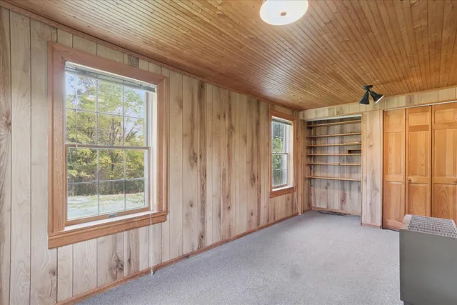 $369,900 | 521 Adrian Street, Manchester, MI 48158