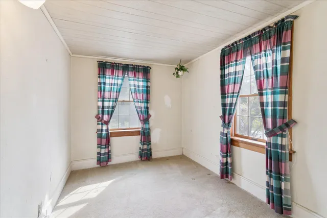 $369,900 | 521 Adrian Street, Manchester, MI 48158