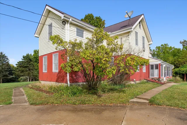 $369,900 | 521 Adrian Street, Manchester, MI 48158