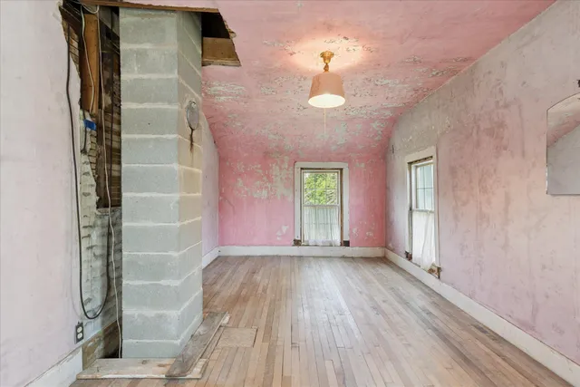 $369,900 | 521 Adrian Street, Manchester, MI 48158