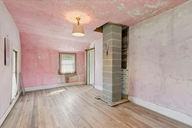 $369,900 | 521 Adrian Street, Manchester, MI 48158