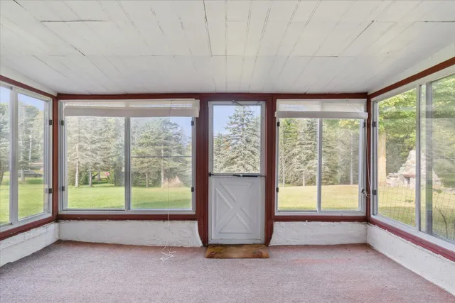 $369,900 | 521 Adrian Street, Manchester, MI 48158