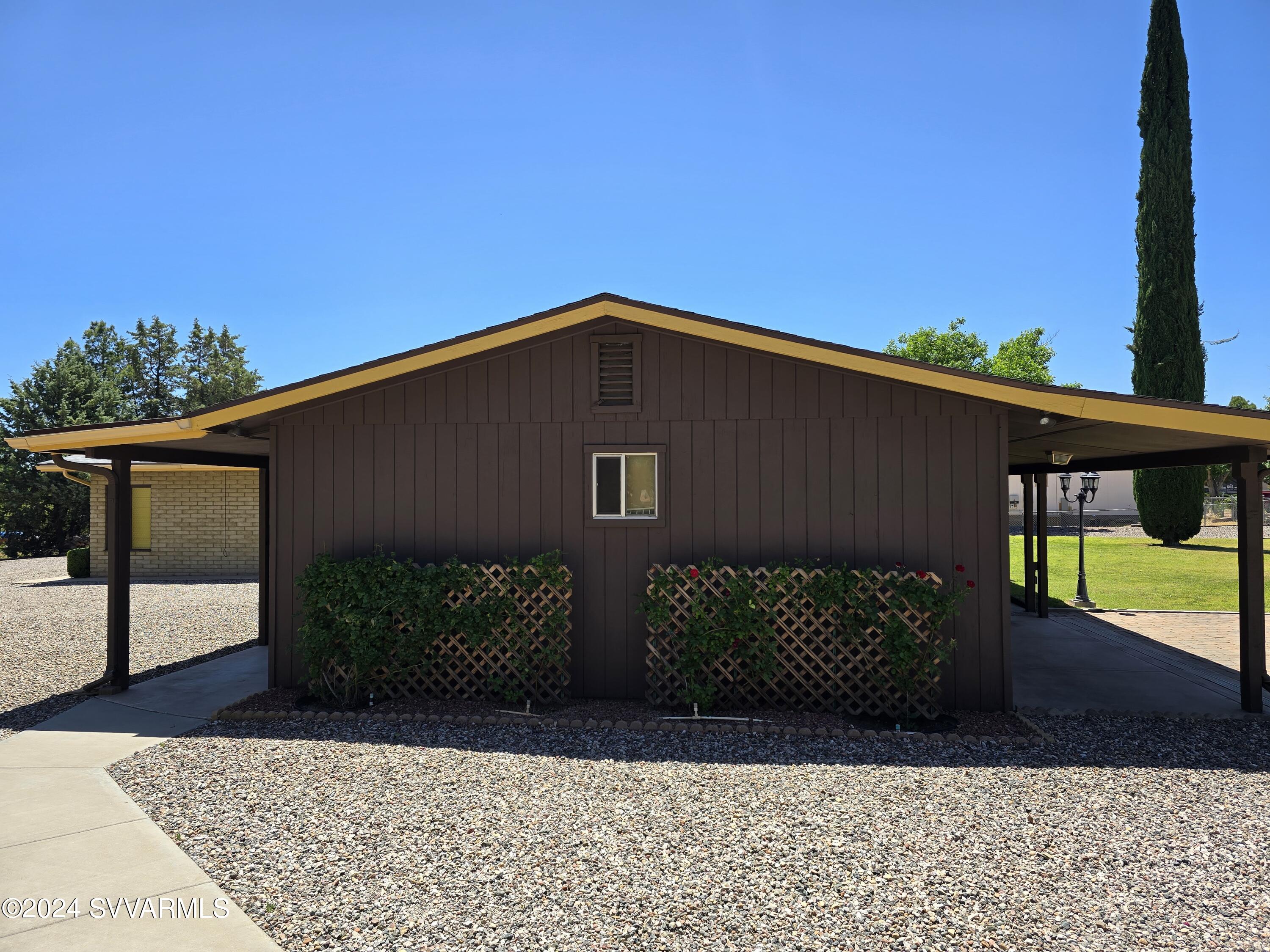 1707 Sawmill Road Cottonwood, AZ 86326 - Photo 7 of 93 a front view of a house