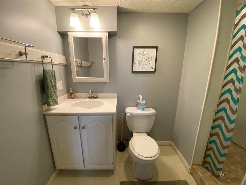 322 Thompson Run Road Ellwood City, PA 16117 - Photo 17 of 25 Full bath in lower level