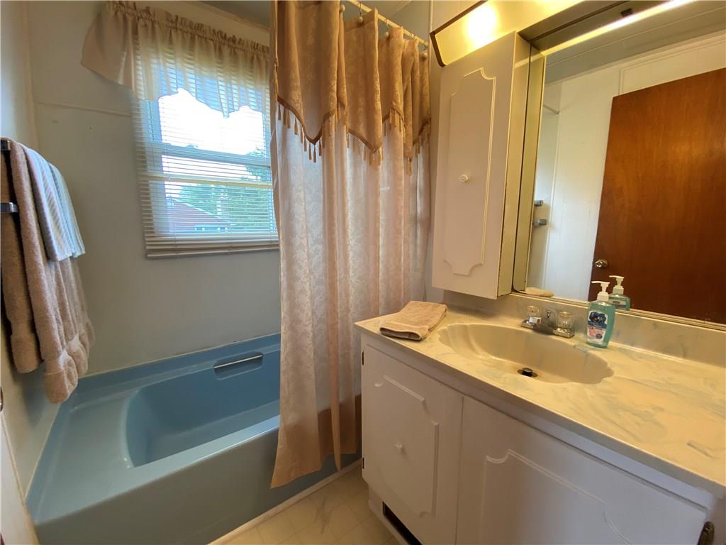 322 Thompson Run Road Ellwood City, PA 16117 - Photo 8 of 25 Main level full bath