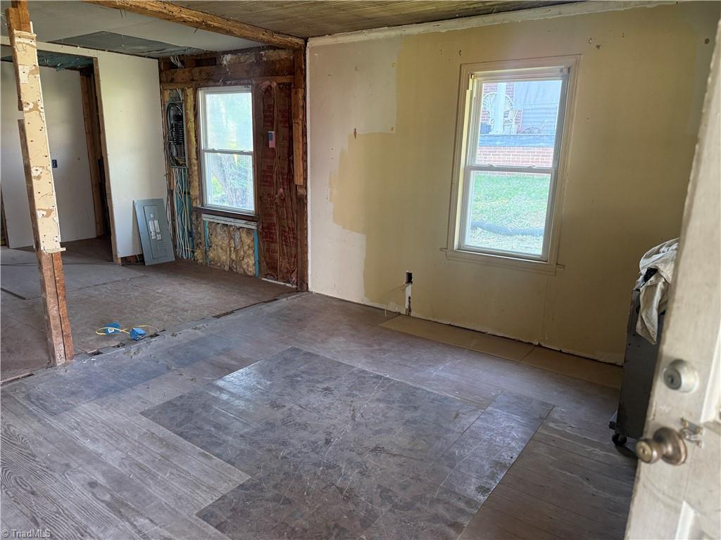 213 West Decatur Street Madison, NC 27025 - Photo 14 of 24