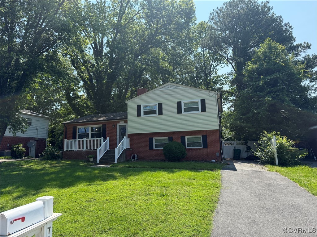 7413 Oak Ridge Street Henrico, VA 23294 - Photo 1 of 11 Gallery Image 1