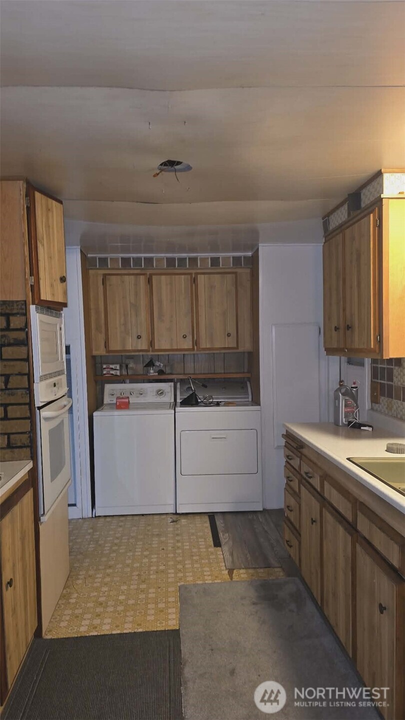 202 Ho Hum Lane Aberdeen, WA 98520 - Photo 20 of 40