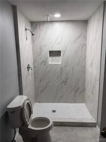 $320,000 | 2424 South Victoria Road, Donna, TX 78537