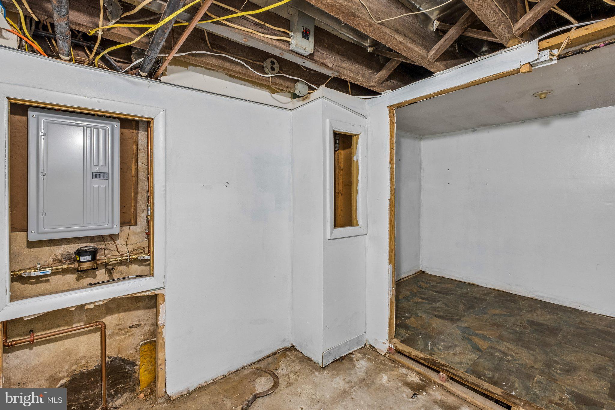 627 Walnut Street Darby, PA 19023 - Photo 31 of 42