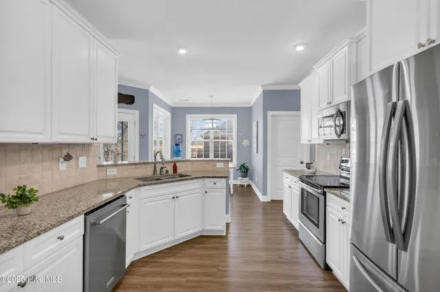 $475,000 | 100 Scotlands Court, Hampstead, NC 28443