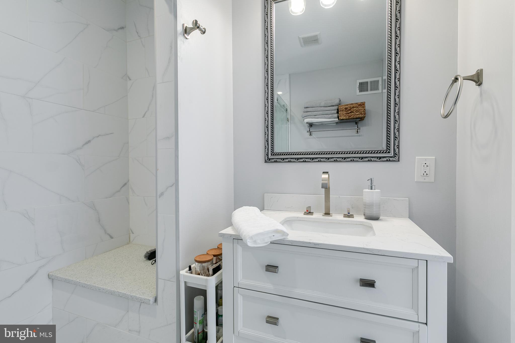 1531 Manton Street Philadelphia, PA 19146 - Photo 16 of 27