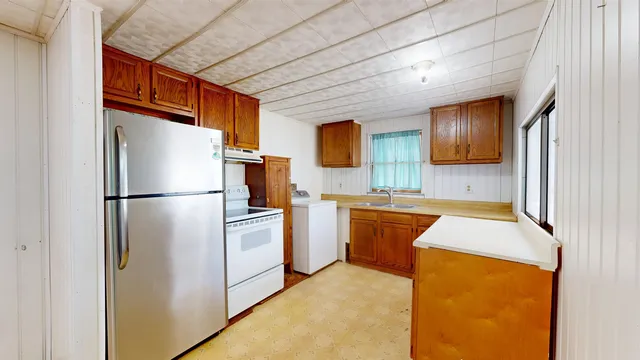 $70,000 | 30 Avenue B, Burlington, VT 05408