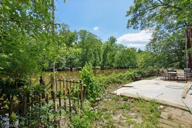 $3,300 | 7 Cole Avenue, Montville, NJ 07045