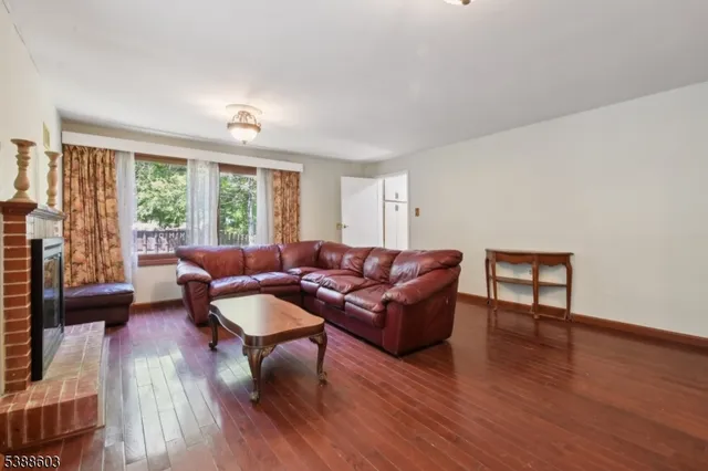 $3,300 | 7 Cole Avenue, Montville, NJ 07045