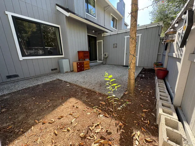 $575,000 | 58 Scottsdale Way, Novato, CA 94947