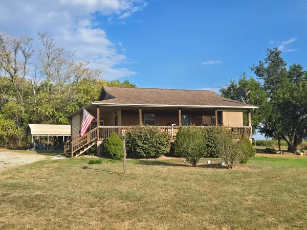 $218,000 | 21274 Canyon Drive, Wheatland, MO 65779