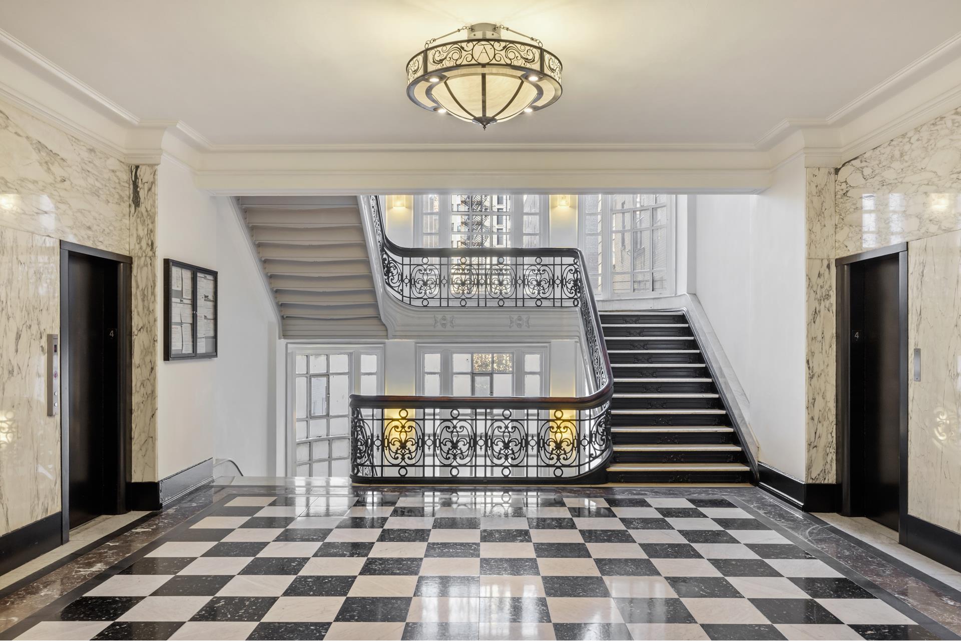 2109 Broadway, Unit 810 Manhattan, NY 10023 - Photo 12 of 16