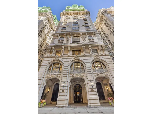 $765,000 | 2109 Broadway, Unit 810 | Upper West Side