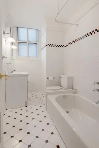 $765,000 | 2109 Broadway, Unit 810 | Upper West Side