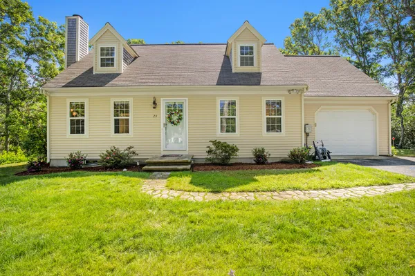$689,000 | 29 Carleton Drive, Mashpee, MA 02649