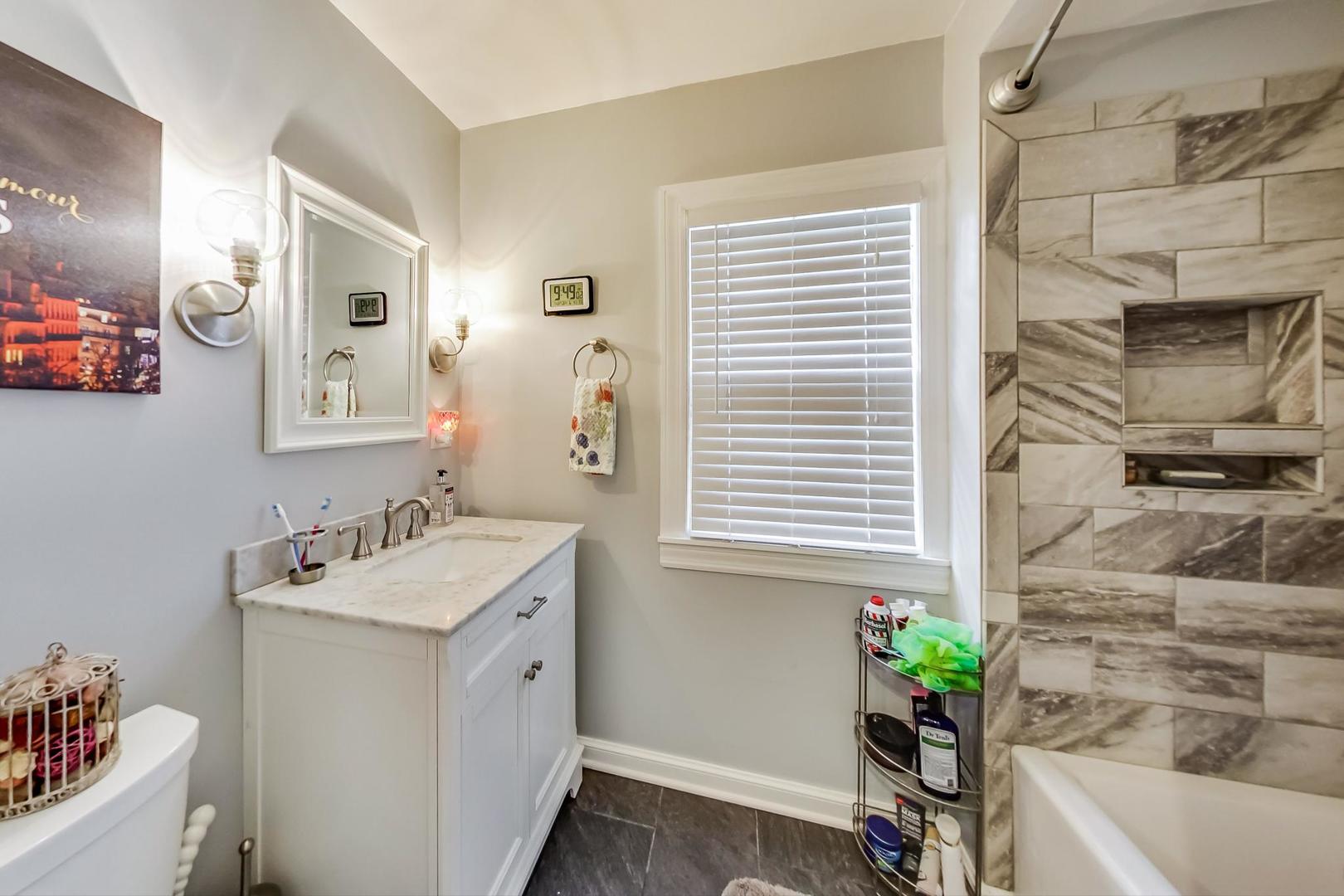 287 Southcote Road Riverside, IL 60546 - Photo 16 of 26