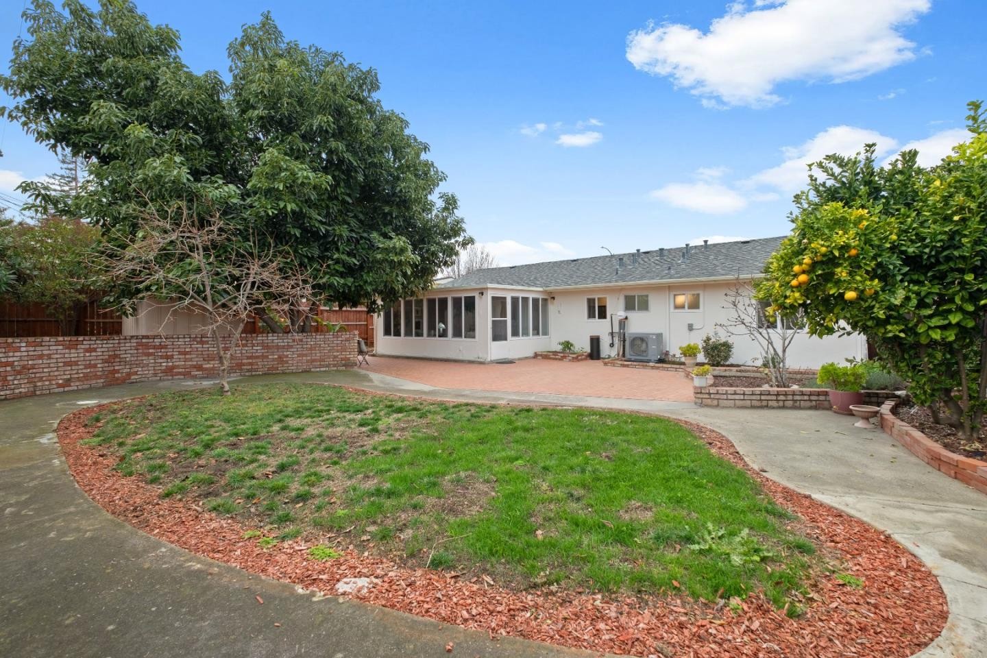 1732 Fallbrook Avenue San Jose, CA 95130 - Photo 5 of 54