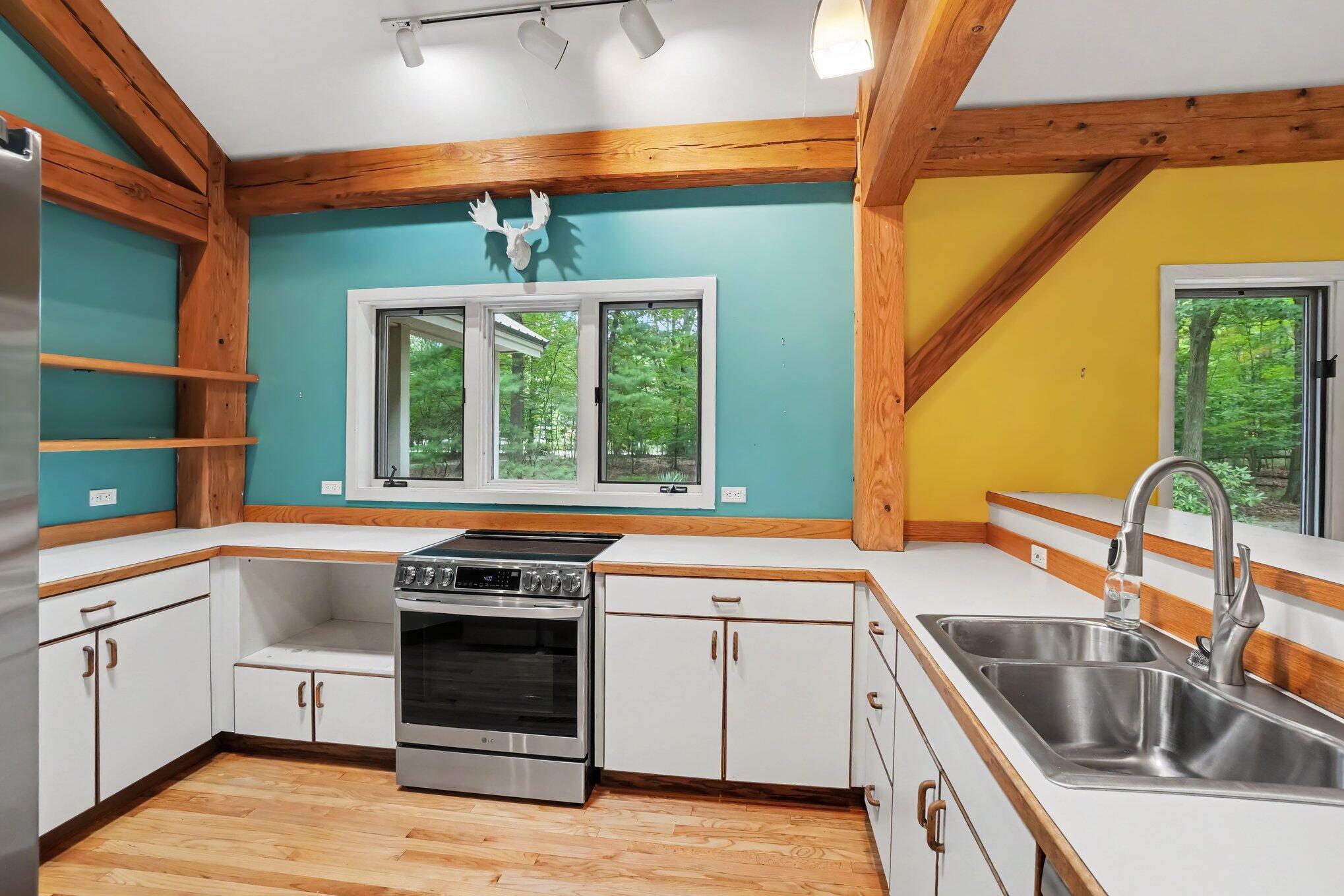1439 West Sternberg Road Muskegon, MI 49441 - Photo 13 of 52 014_file_4141