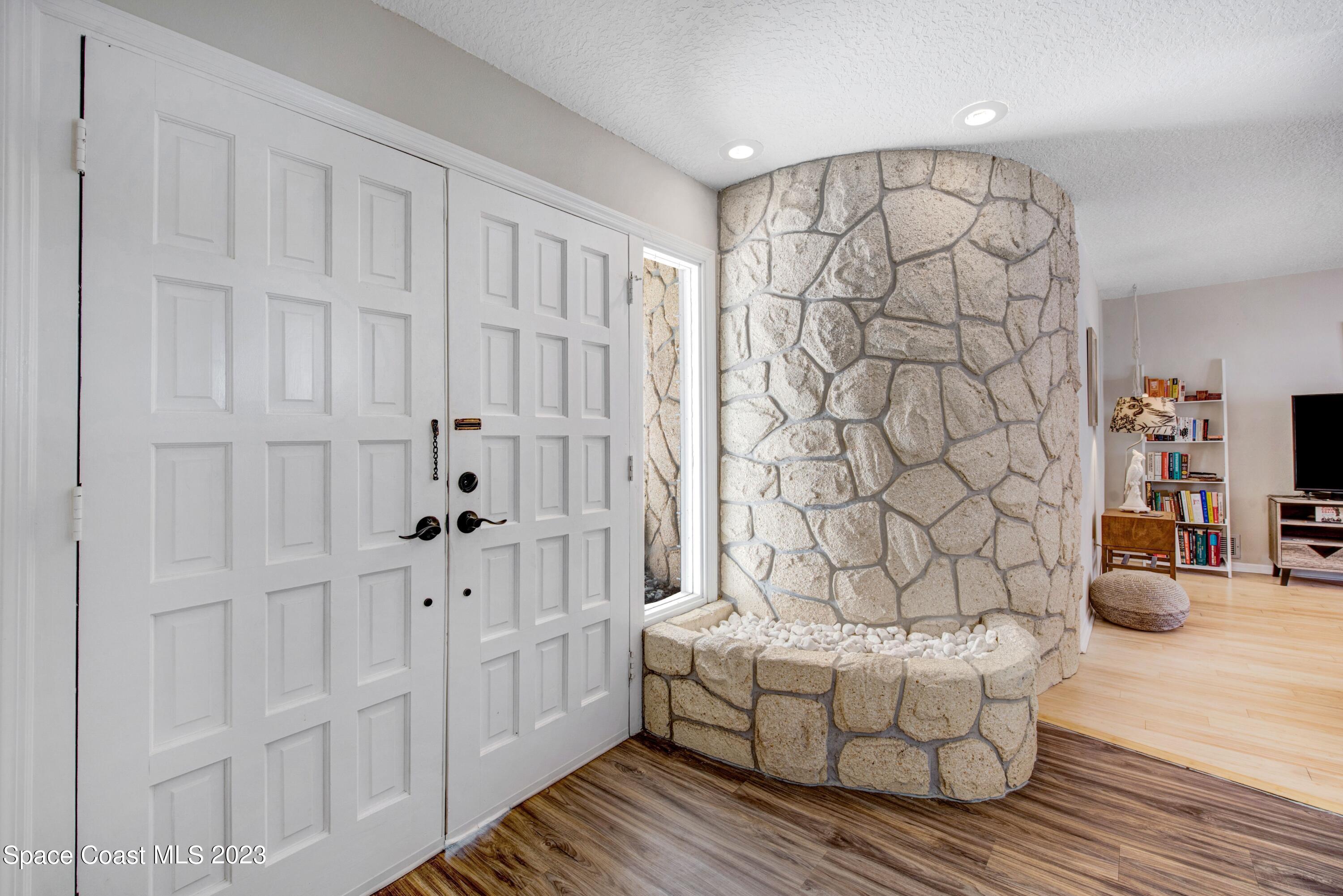 3665 Linnea Road Merritt Island, FL 32952 - Photo 4 of 40 Foyer Area!