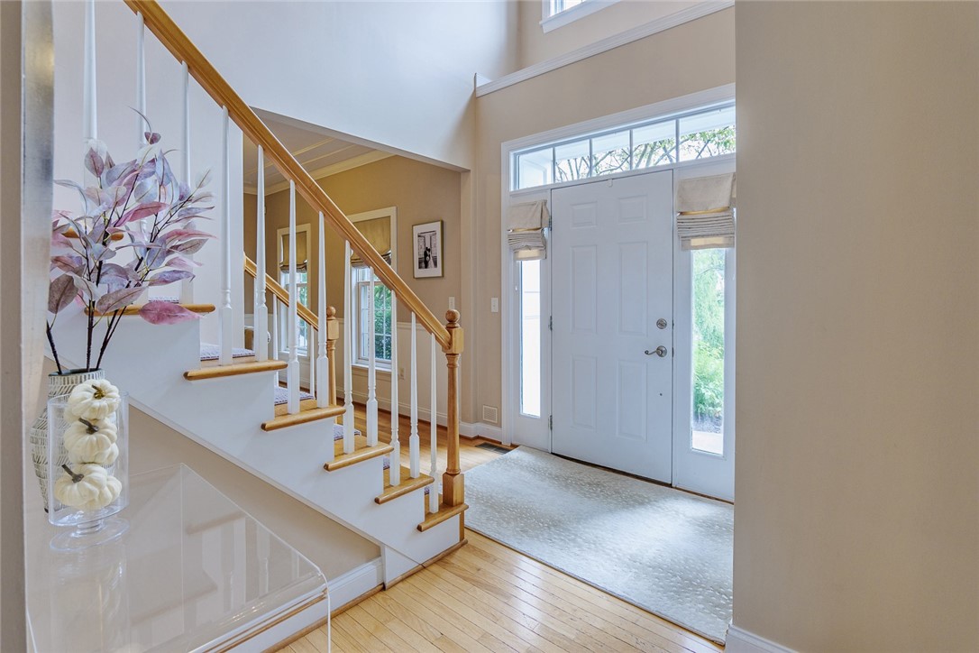 320 Sunningdale Rise Webster, NY 14580 - Photo 4 of 50 As you step inside your large foyer, you're welcom