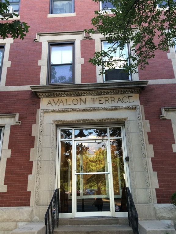 514 Harvard Street, Unit 2D Brookline, MA 02446 - Photo 9 of 11