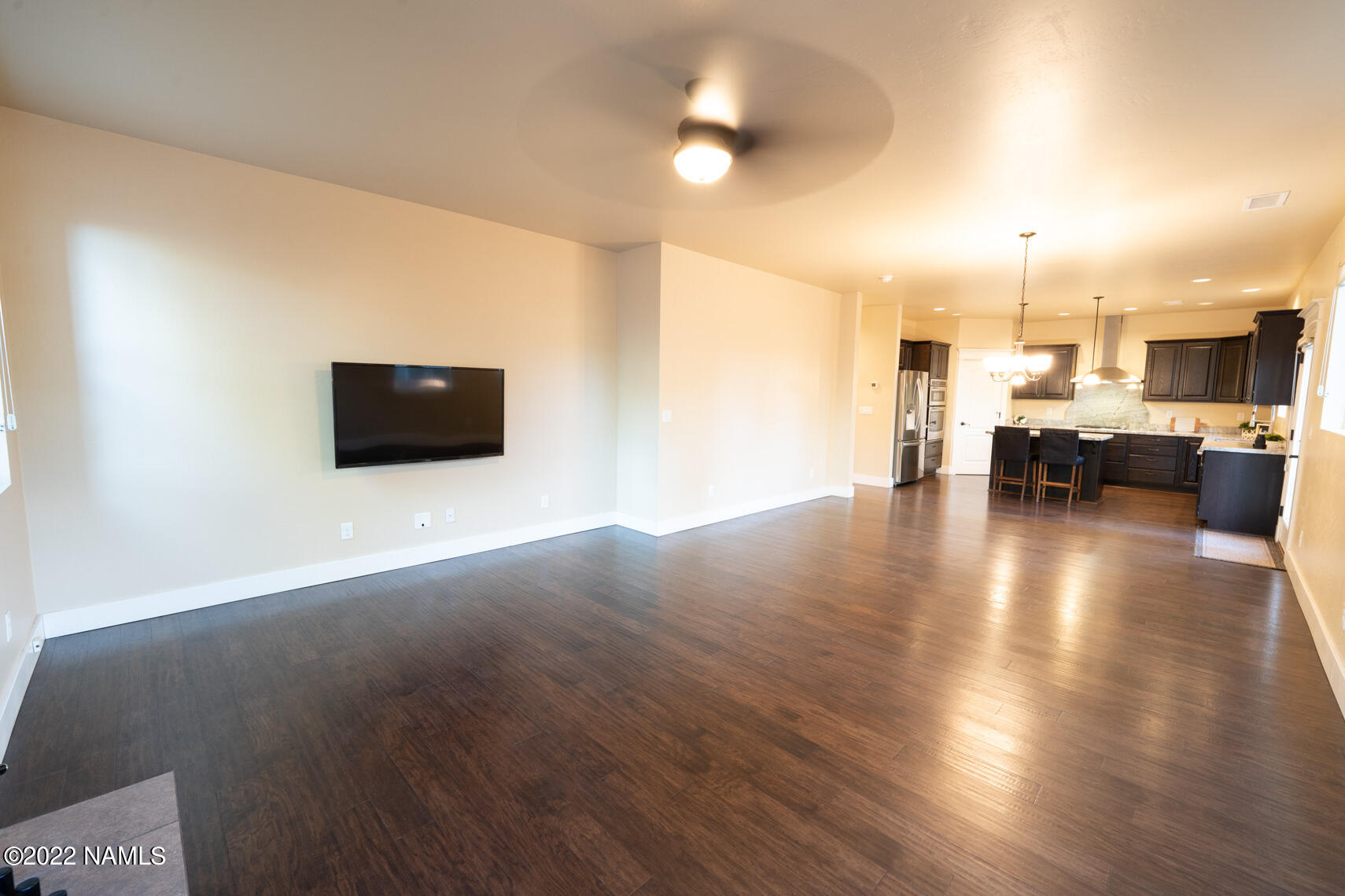 335 West Beryl Road Flagstaff, AZ 86005 - Photo 8 of 46 20220401-WMP01082