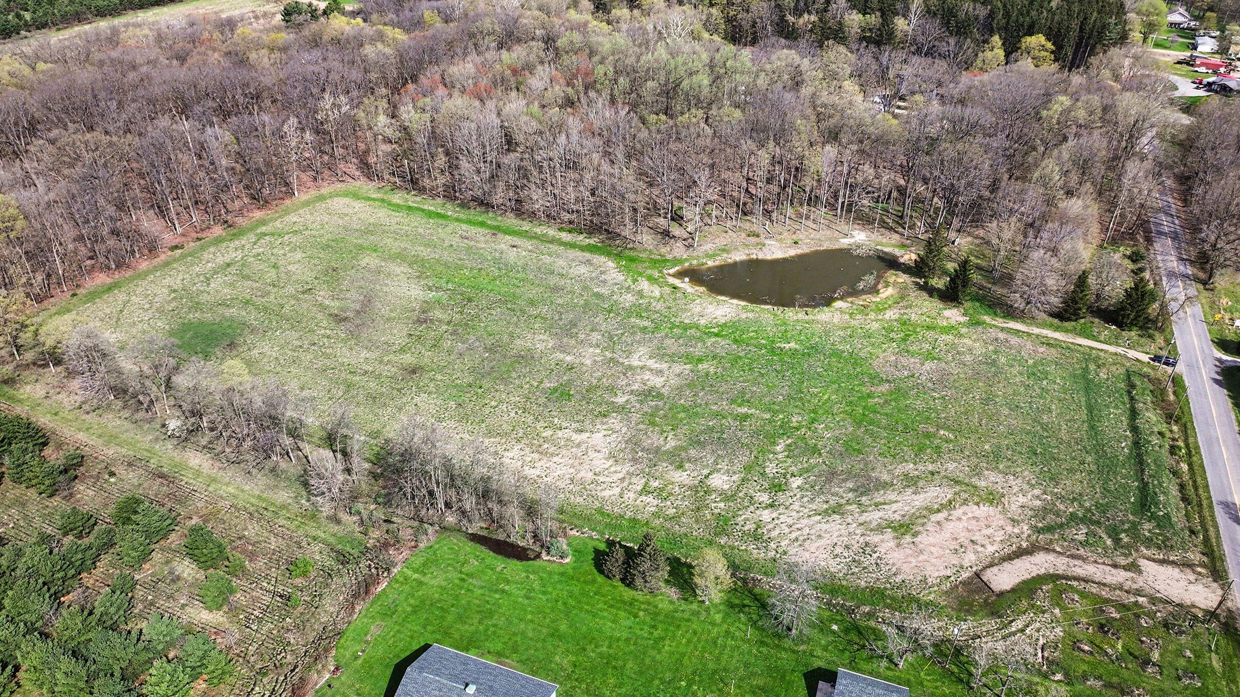 18906 South Lakeside Road New Buffalo, MI 49117 - Photo 11 of 21 011_file_6181
