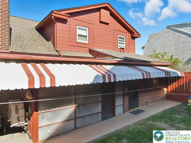 $209,900 | 101 South Columbia Street, Tamaqua, PA 18252