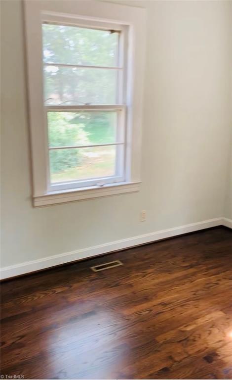 324 Old Mill Road High Point, NC 27265 - Photo 5 of 7 Master bedroom